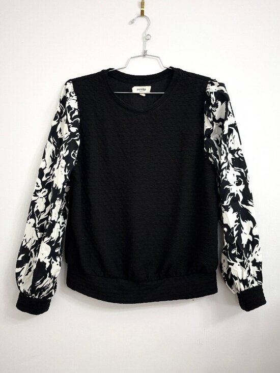Anthropologie Tops - Anthropologie Porrdige Black Textured Floral Sleeve Mixed Media Sweatershirt - M
